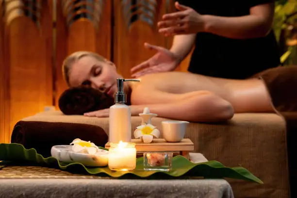 Aroma Hot Oil Massage