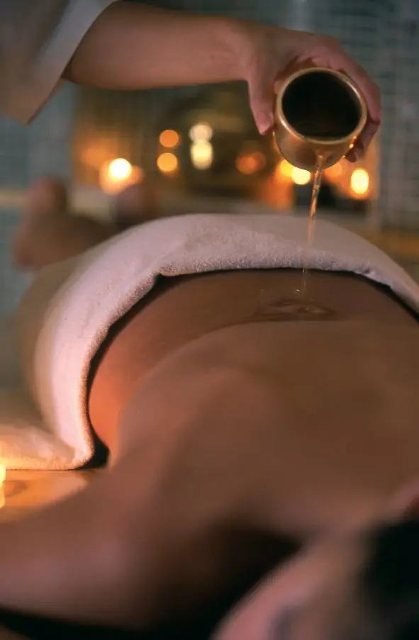 aroma oil massage 1